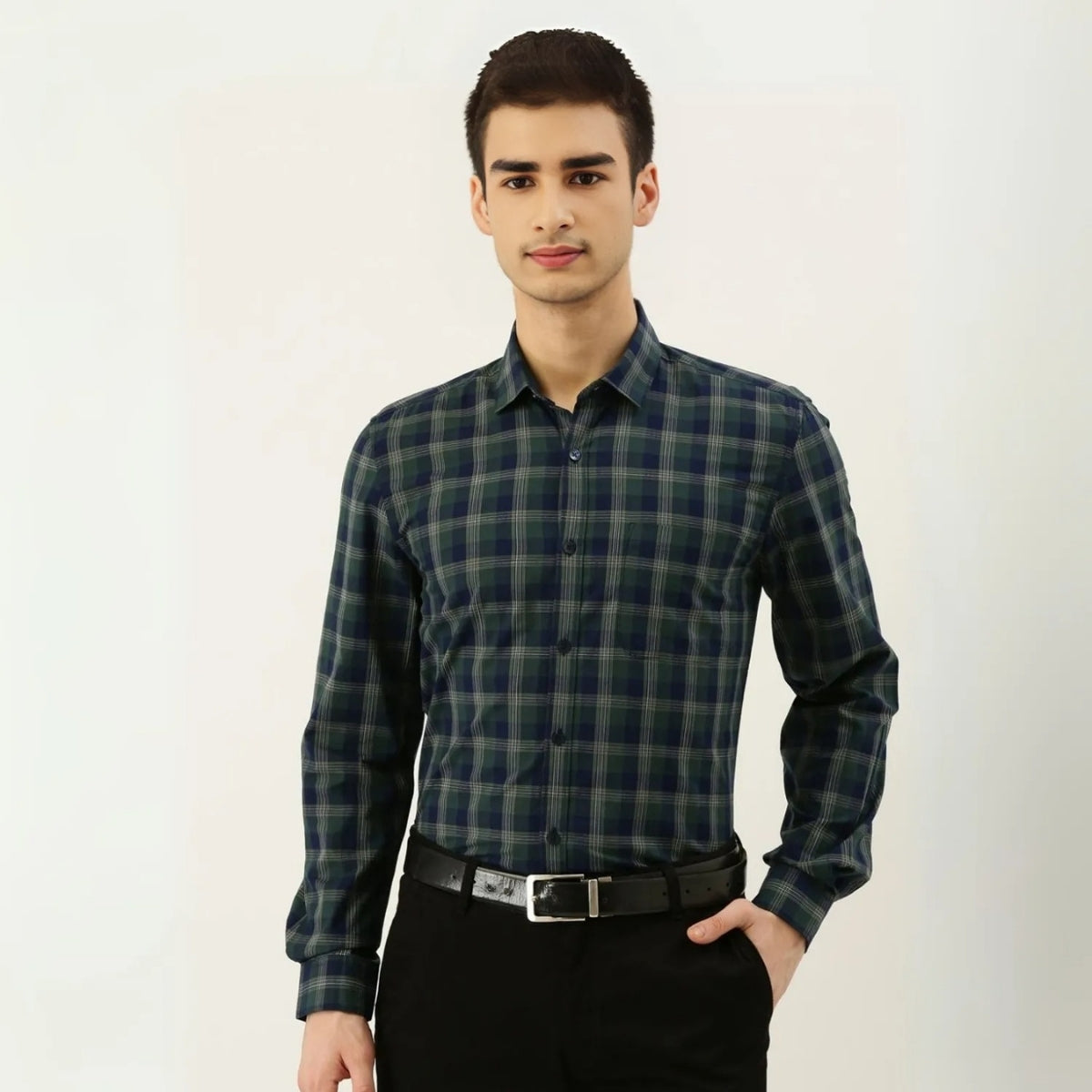 lookbook image shop_this_look_amDhCa